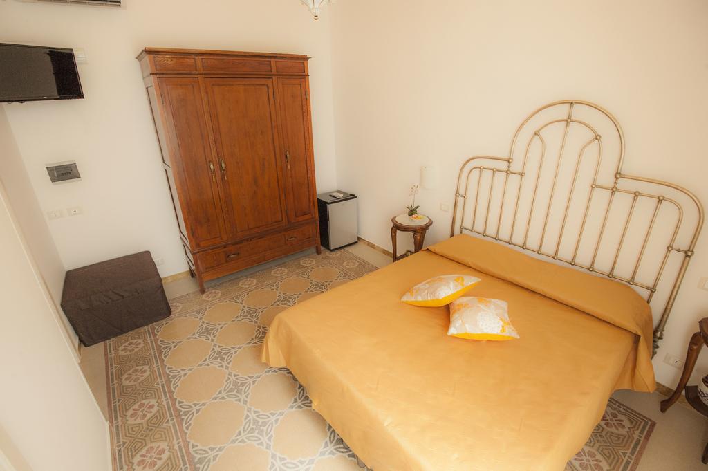 B&B Granelli Di Sale Trapani Habitación foto